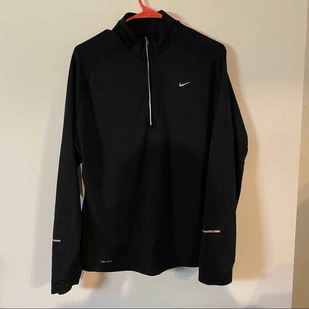Nike Women’s Black Dri-Fit Long Sleeve Quarter Zip